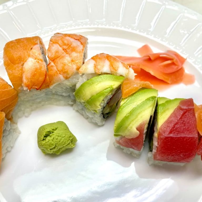 Delicious Rainbow Roll Experience